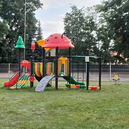 I Restauracja Borowianka オストルフ・ビエルコポルスキ