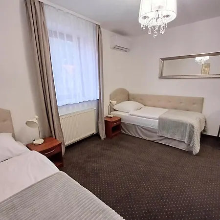 Borowianka 3*