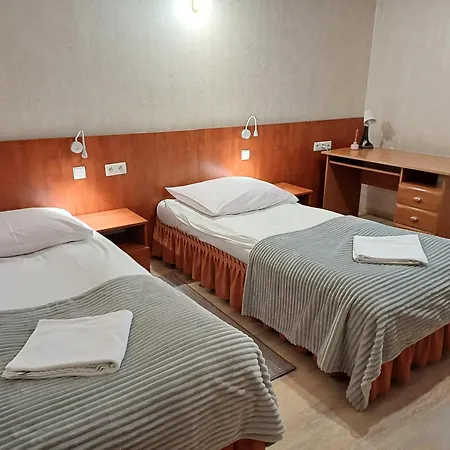 Szálloda I Restauracja Borowianka 3*