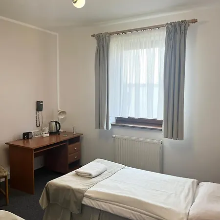 I Restauracja Borowianka 3*
