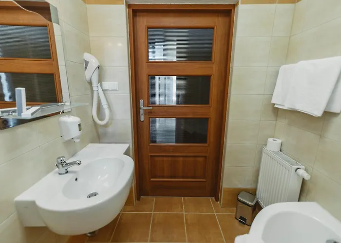 Hotel I Restauracja Borowianka Ostrow Wielkopolski