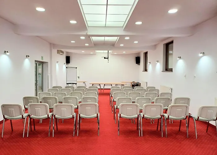 I Restauracja Borowianka 3*