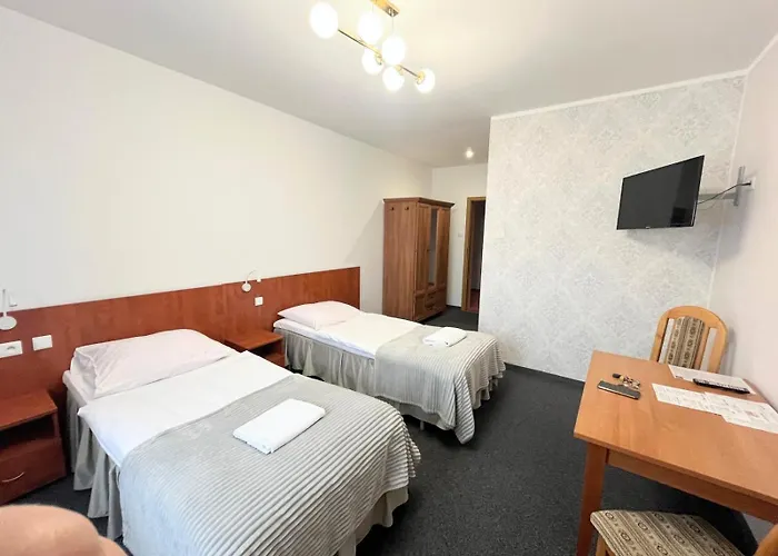 I Restauracja Borowianka 3* Ostrow Wielkopolski