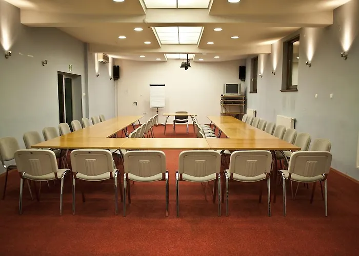 I Restauracja Borowianka Hotel